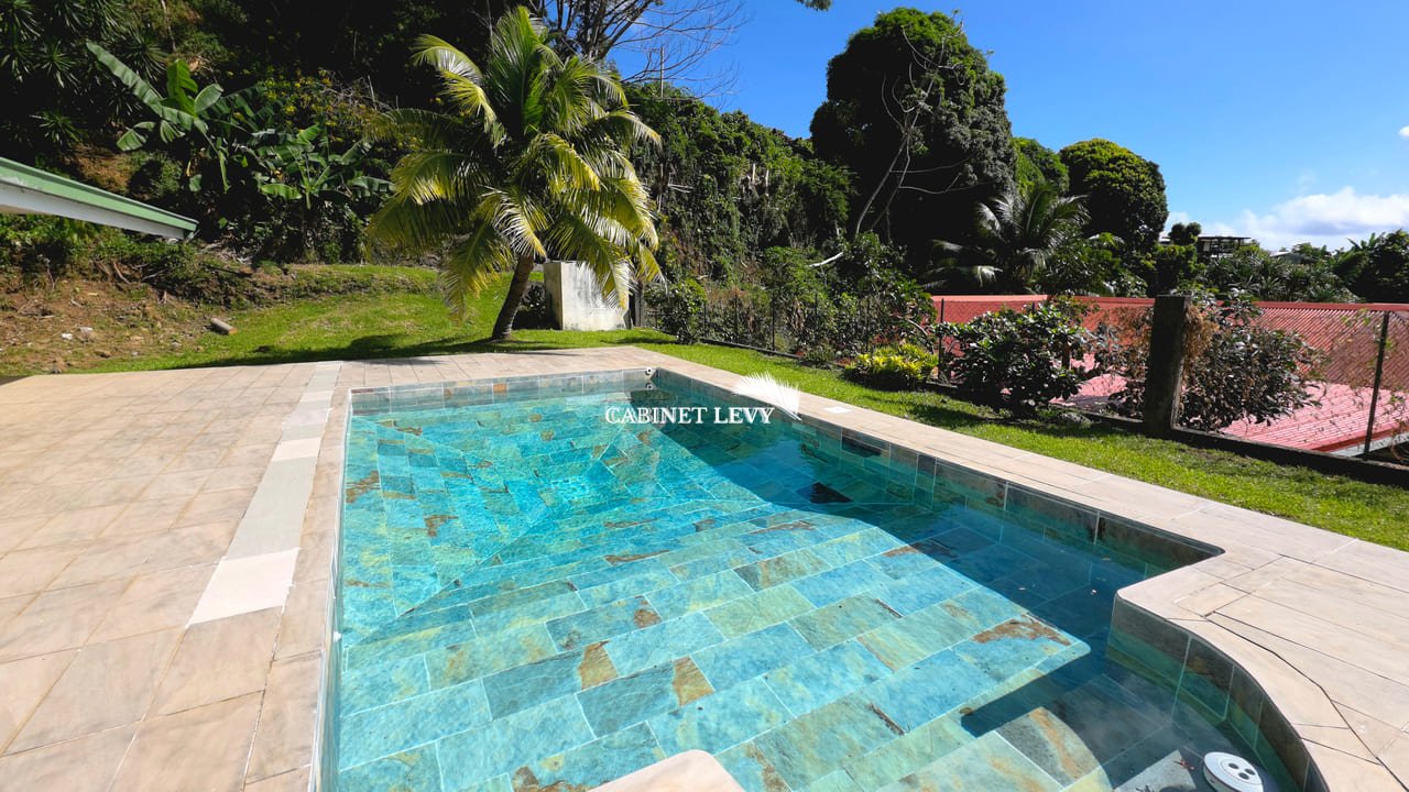 maison F4 à Mahina - Lycéé - Collège - Piscine Tahiti à louer