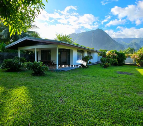 A louer maison F3 “Meublée/équipée” C/mer à Papara (Entretien jardin inclus)