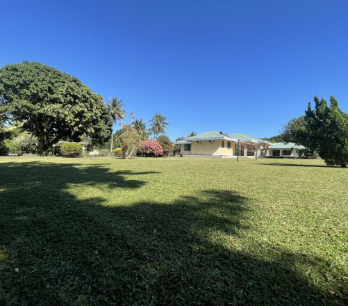 À vendre – Propriété de style hacienda avec deux maisons sur un terrain 7 000 m² à Papara
