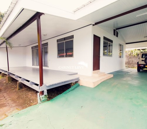 A louer maison mitoyenne F3 (meublée/équipée) début Papara